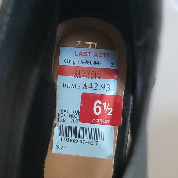 Kenneth Cole sandals - Picture 9 of 9